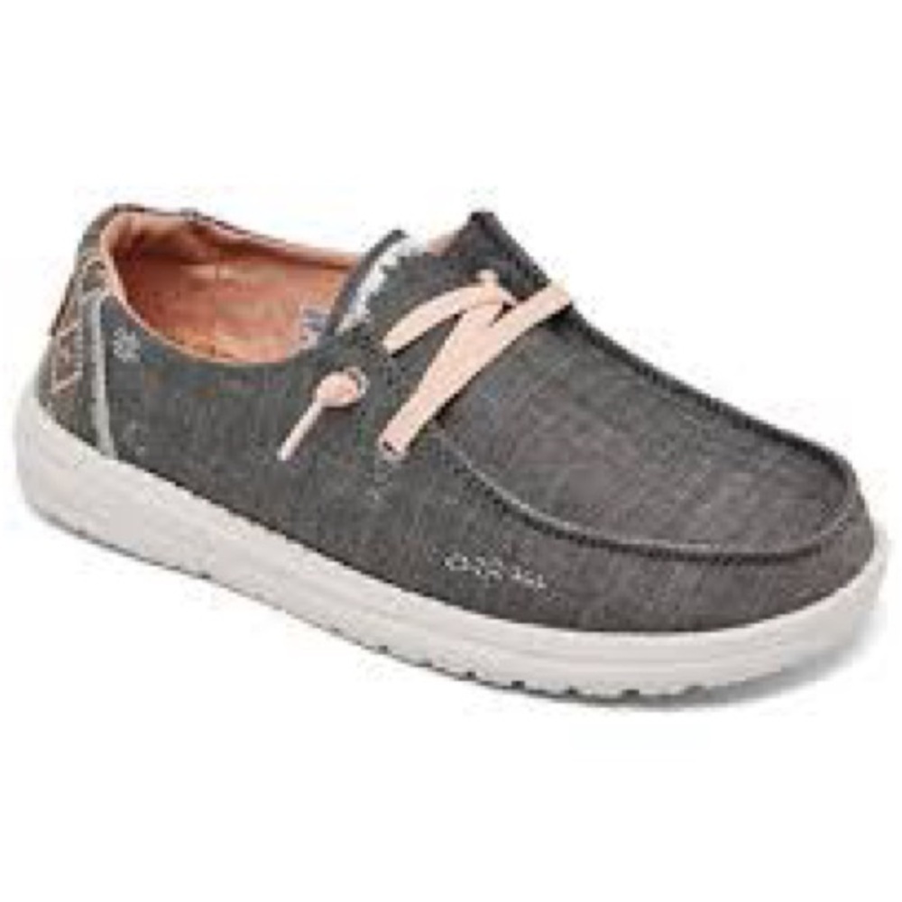 Hey dudes size 5